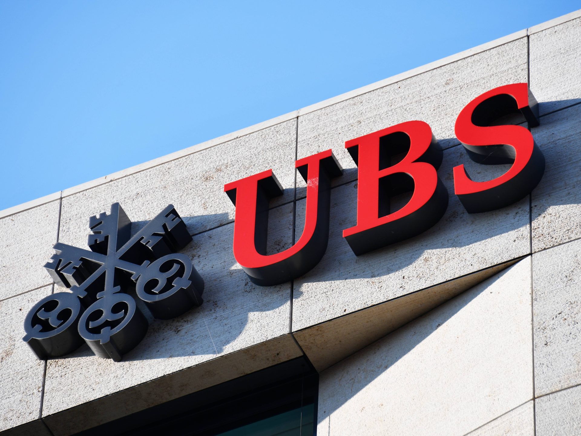 UBS logo