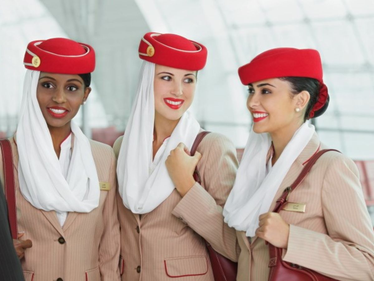 Group of Emirates air hostesses