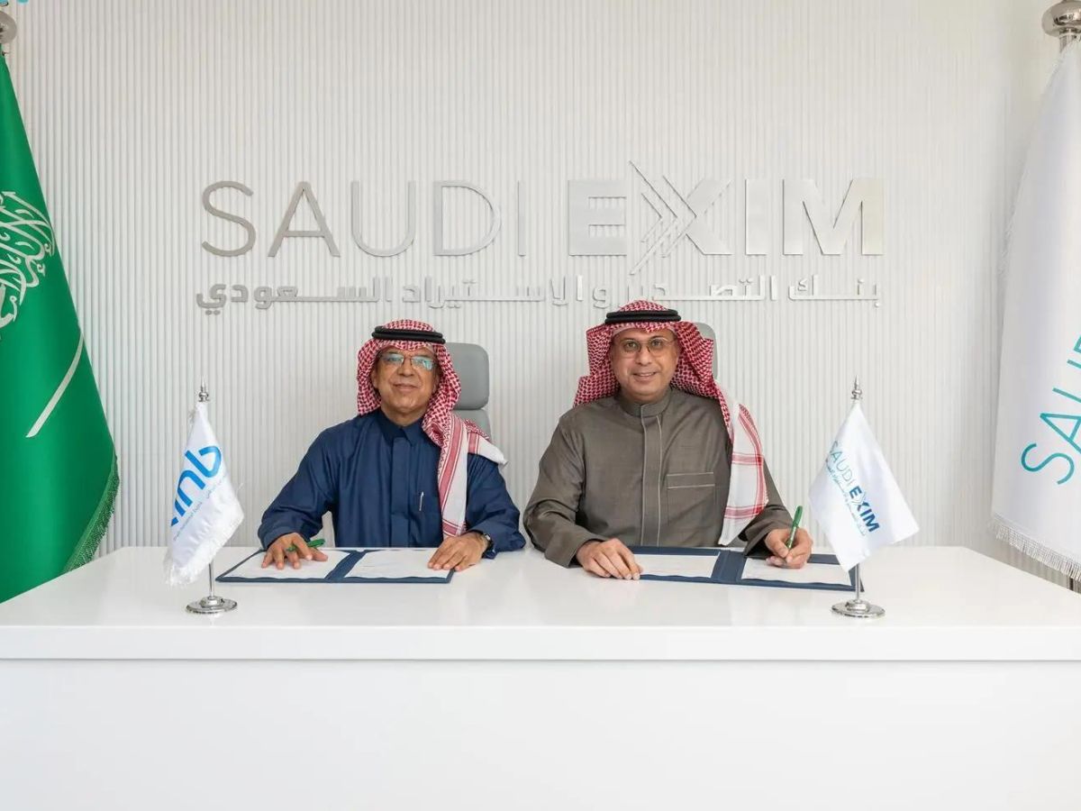 Saudi EXIM Bank announced the signing of a cooperation agreement with Arab National Bank