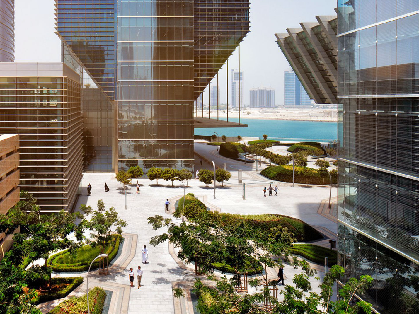 Hashgraph Group secures ADGM VC fund manager license, launches $100 million  web3 venture fund - Finance Middle East