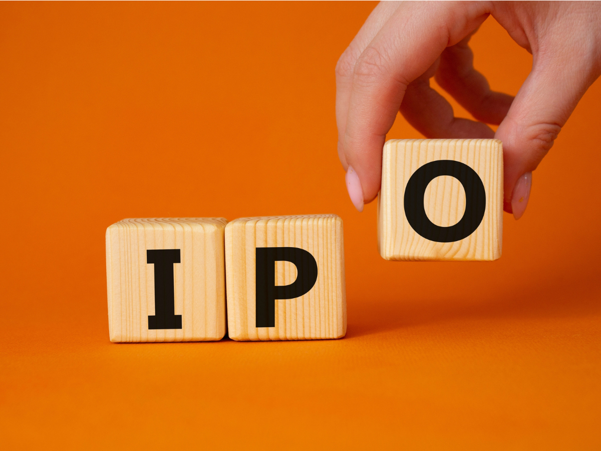 IPO