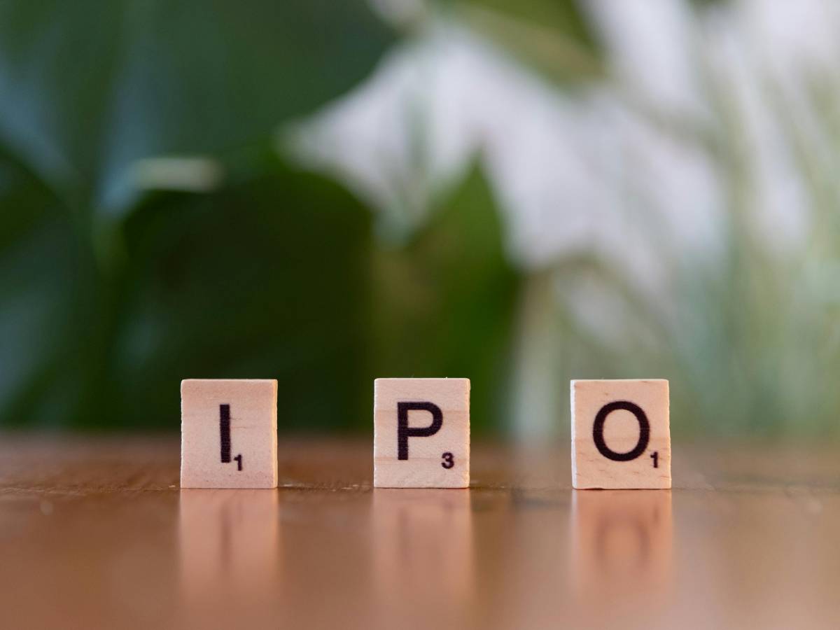 IPO
