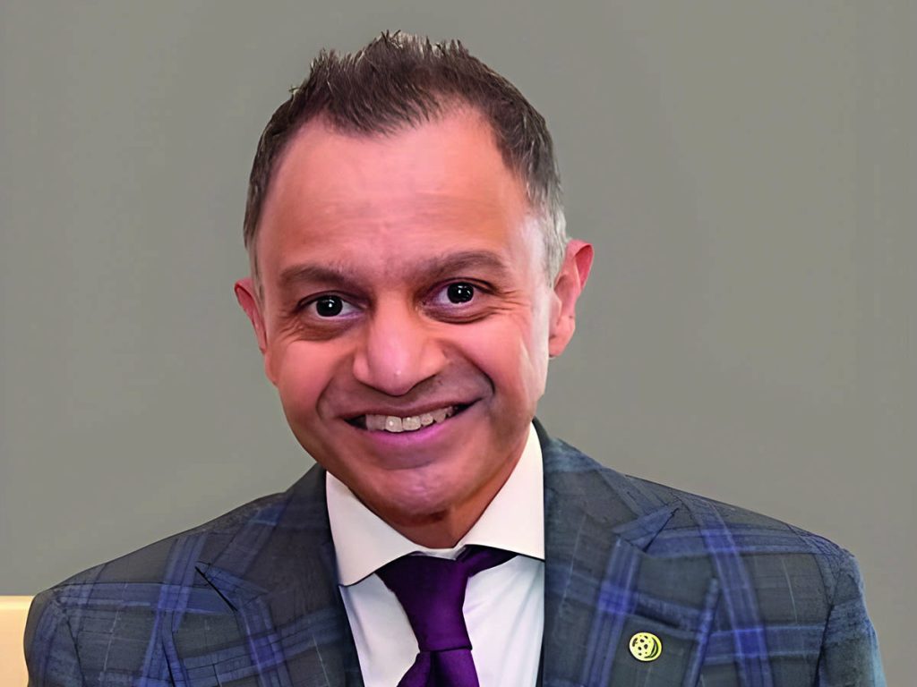 Adnan Chilwan
Group CEO
Dubai Islamic Bank