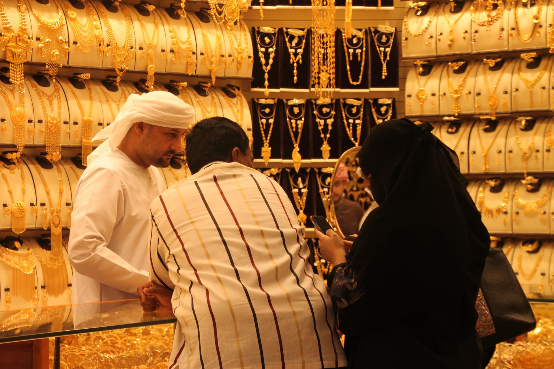 Gold Hits Two-Week High At $4,199 Amid Forecast Fed Cut