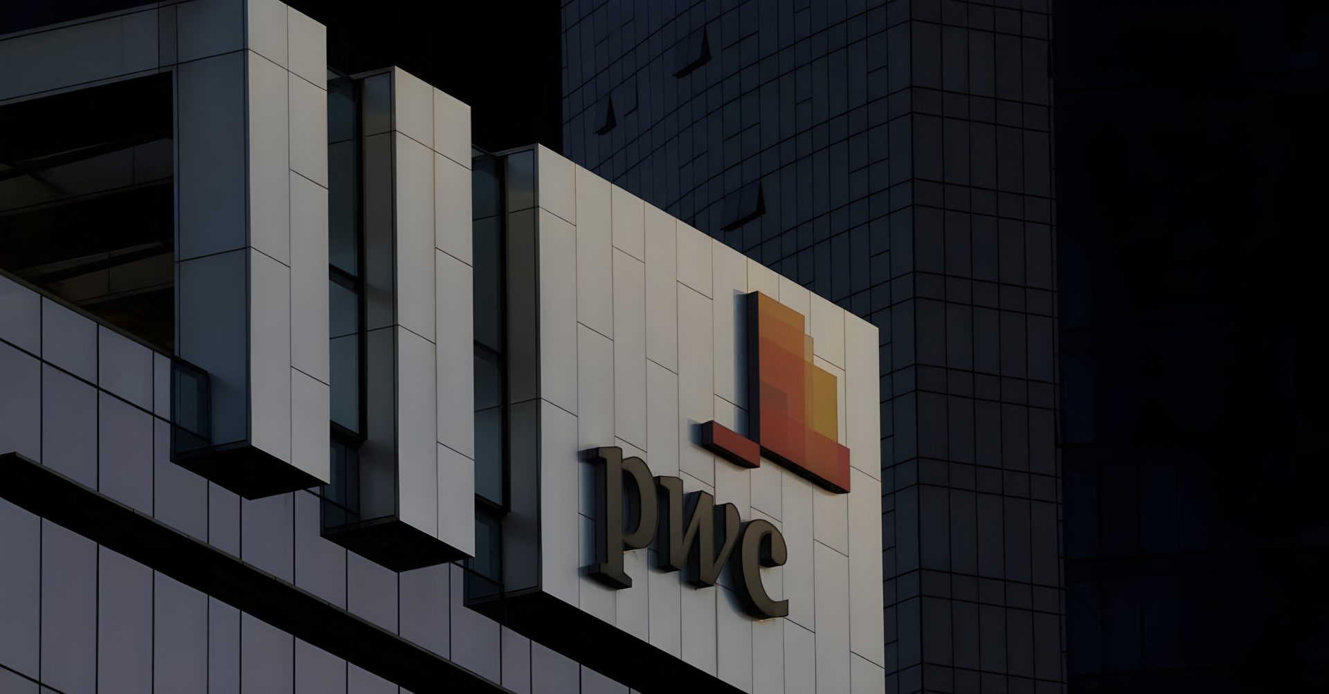 PIF Clears Ban on PwC Advisory Bidding