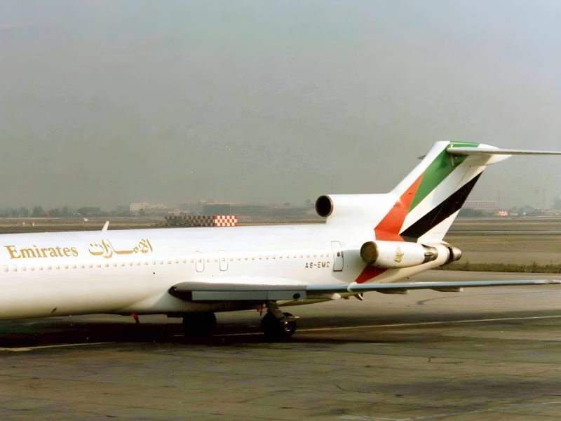 A6-EMC EK's 3rd 727. Photo by Ken Fielding, 1975.