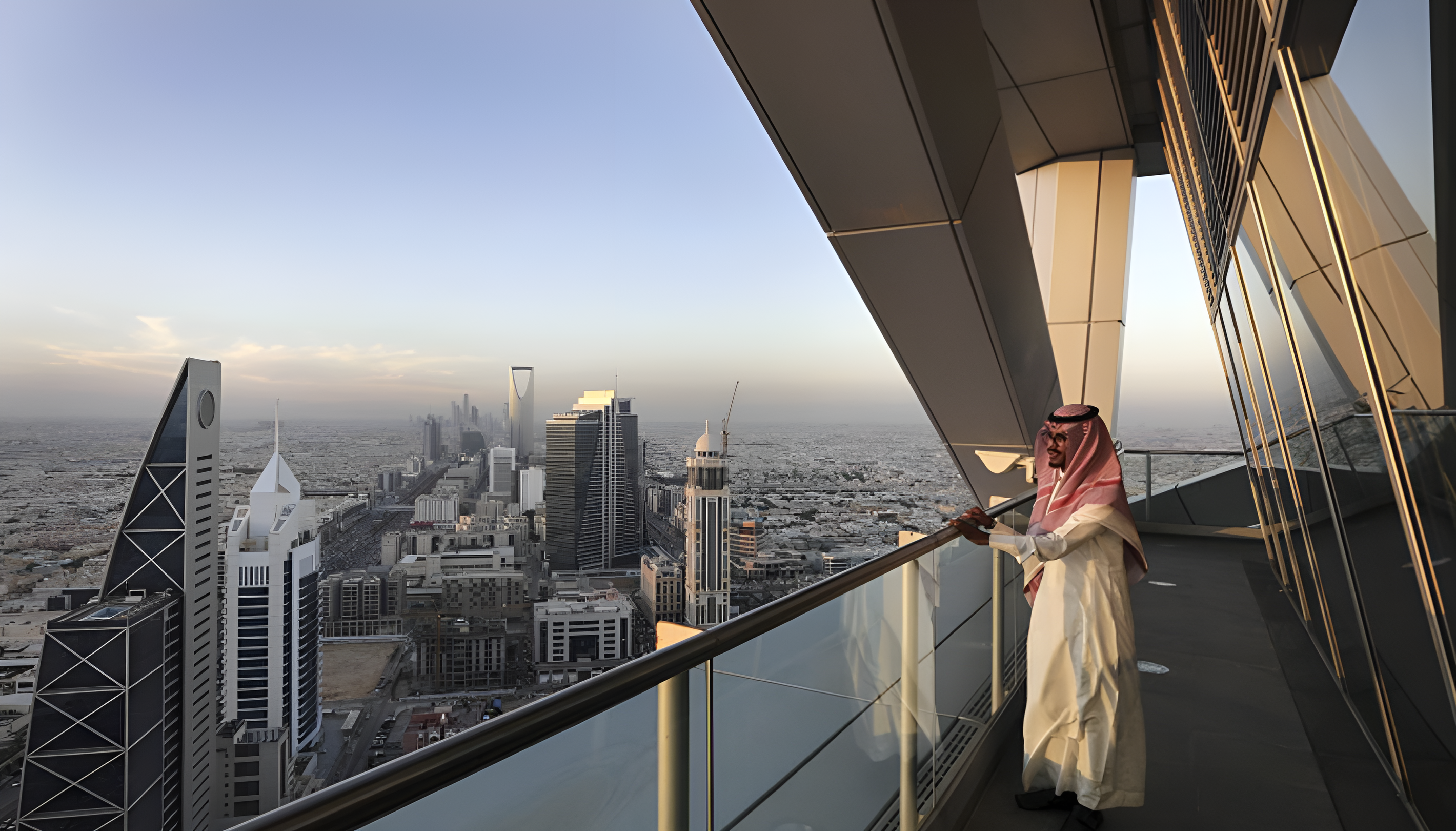 PIF and Talaat Moustafa Group Enter Partnership to Explore Kingdom's Real Estate