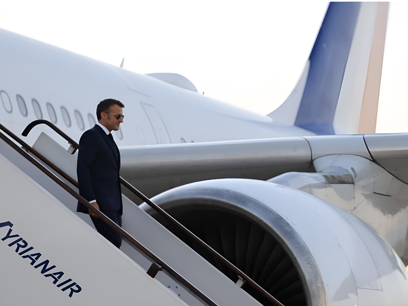 Macron Arrives in Syria to Sign Investment Deals