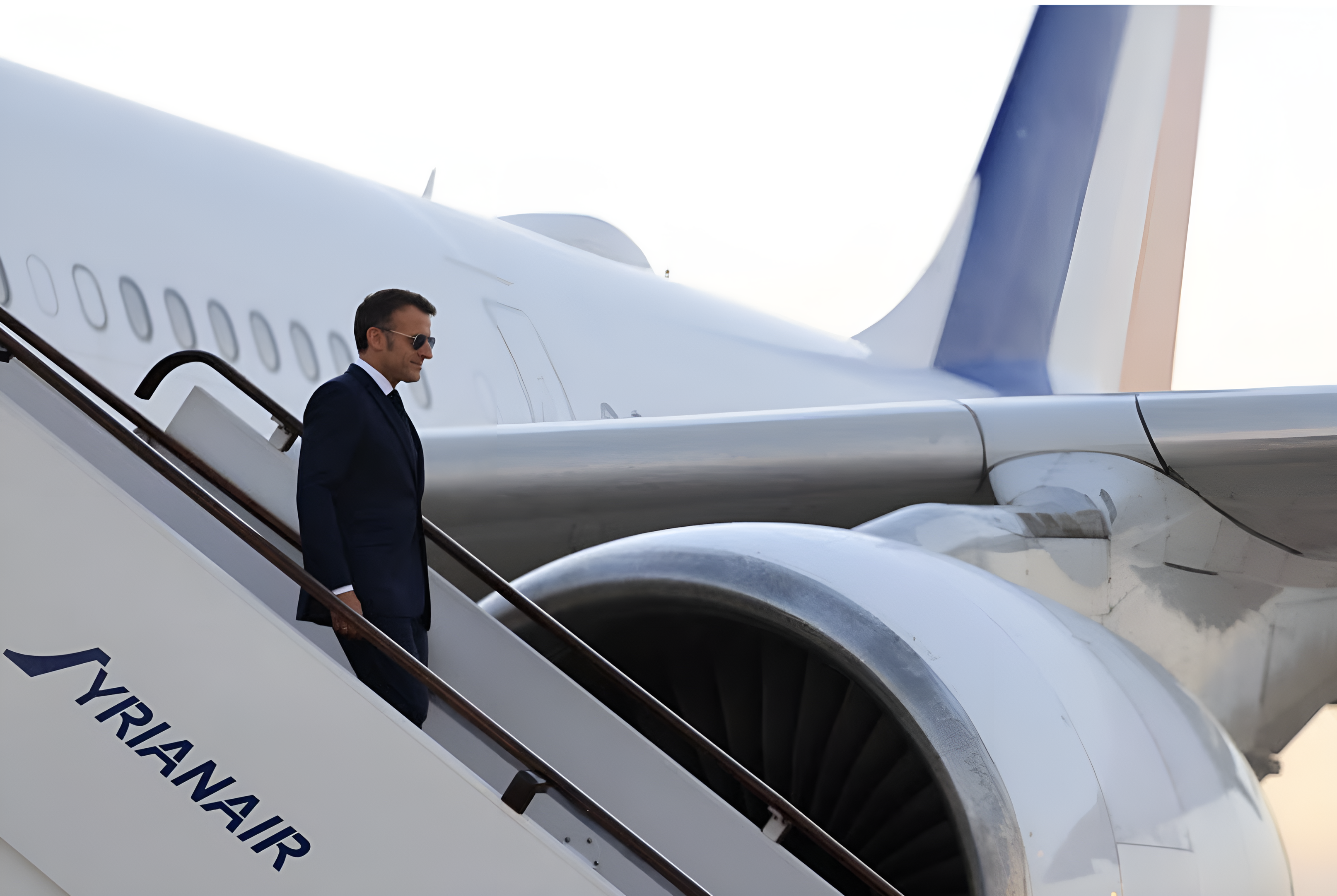 Macron Arrives in Syria to Sign Investment Deals