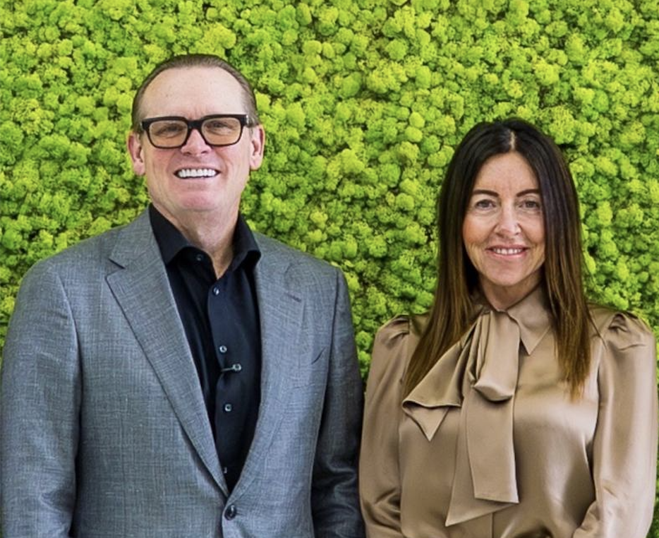 Left to right: Brandon Dawson, Co-Founder, Chairman & CEO, 10X Health, Cardone Ventures and 10X REVIV; and Sarah Lomas, Founder & CEO, REVIV